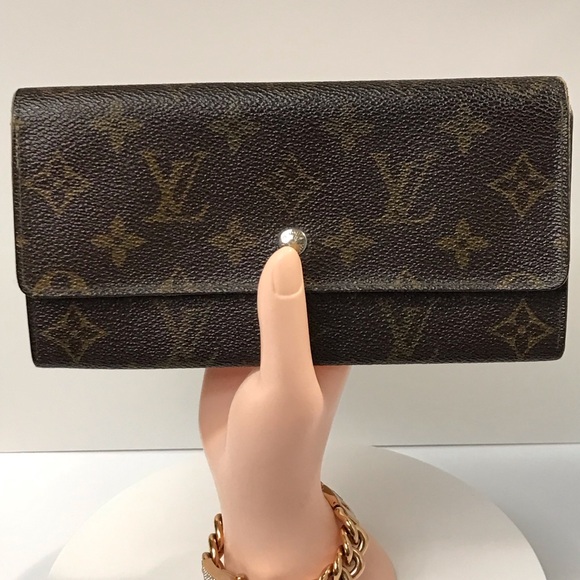 Louis Vuitton Monogram Vintage Sarah Wallet ❤️ - Picture 4 of 17
